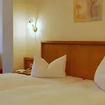 Hotel Haller's Posthotel Riezlern