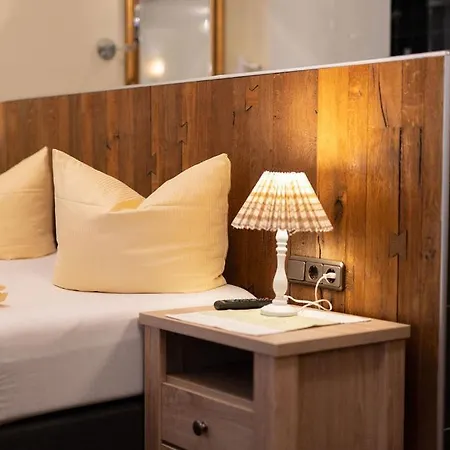 Haller's Posthotel ホテル 3*