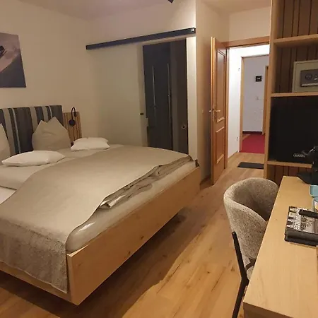 Haller's Posthotel 3* Riezlern