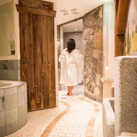 Hotel Haller's Posthotel Riezlern