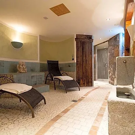 Haller's Posthotel Hotel 3*