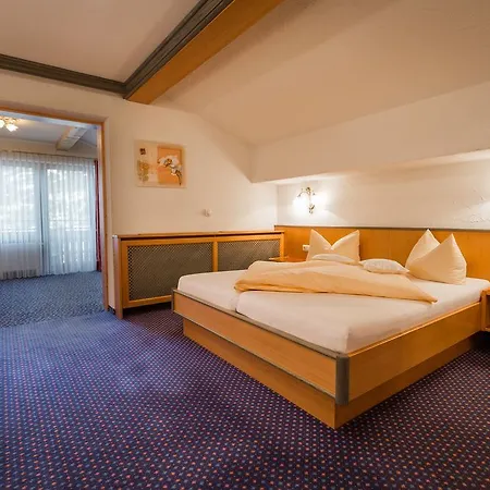 Haller's Posthotel 3*